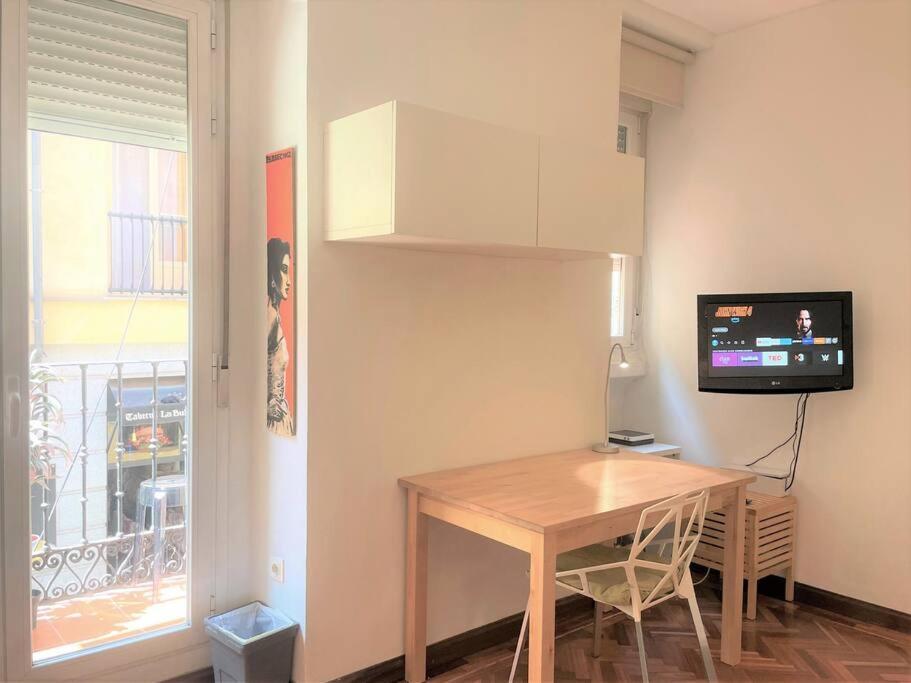 Exclusivo Y Acogedor Con Balcon En Chueca, Con Aire Acondicionado Y Calefaccion Appartamento
